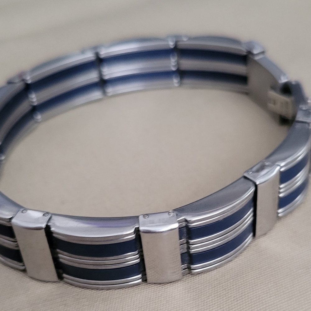 Men Bracelet - Picture 2 of 5